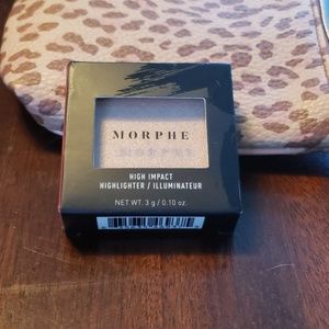 Morphe high impact highlighter
